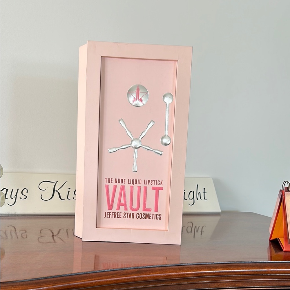 Jeffree Star Vault - Picture 2 of 6